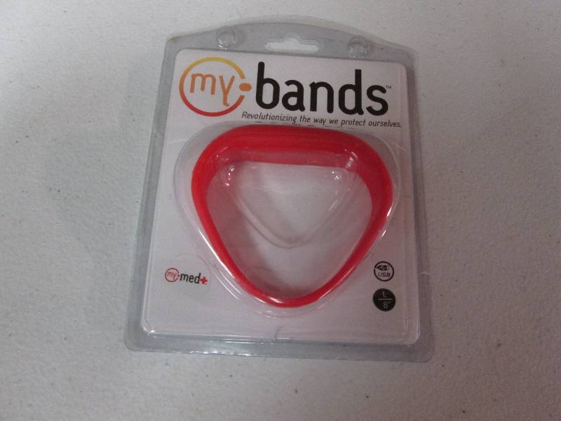 lot 231 image: My-Bands medical band with USB memo...
