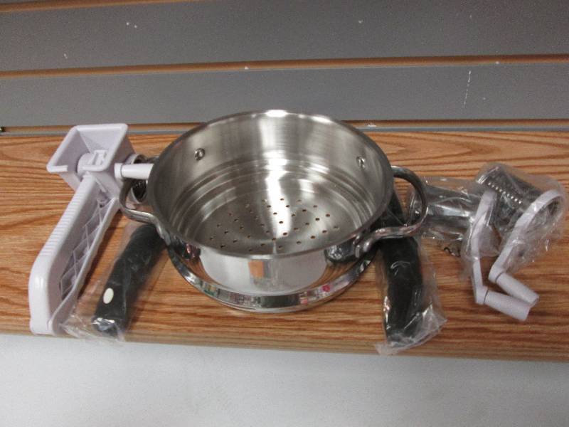 lot 255 image: Vegetable steamer, cheese grater, 2...