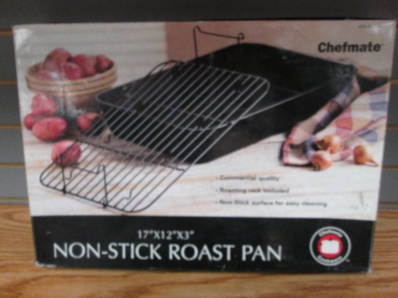 lot 273 image: Chefmate Non-stick roast pan...