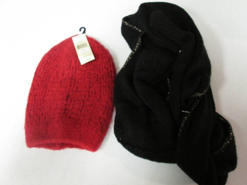 lot 308 image: Red hat Retail $24 & black infinit ...
