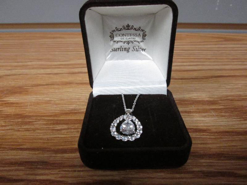 lot 3 image: Contessa Di Capri sterling silver n...