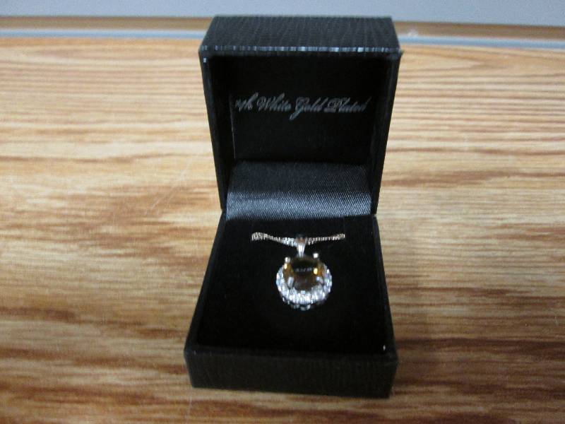 lot 7 image: Gold Coast platinum plated silver n...