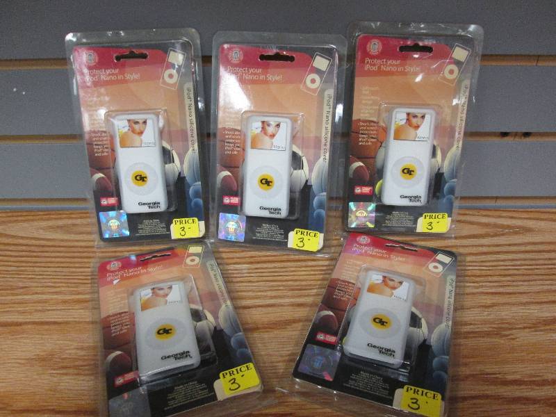 lot 17 image: Lot of 5 iPod Nano protective cases...