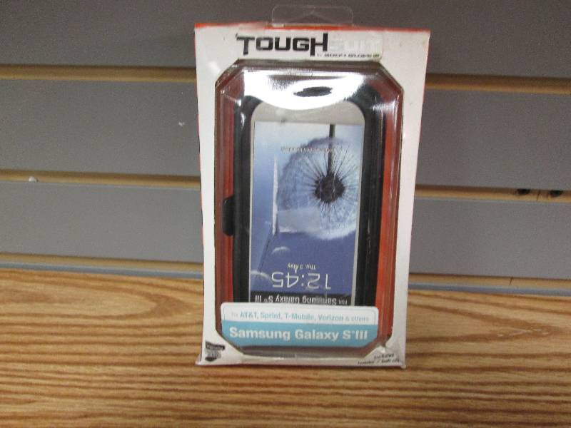 lot 19 image: Tough Suit by Body Glove for Samsun...