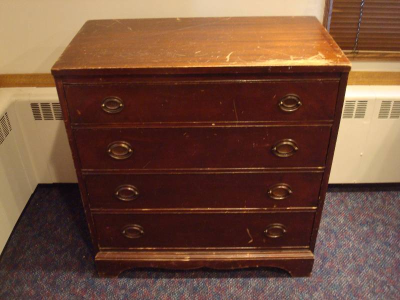 lot 17 image: Solid Wood Brickwede Dresser. Dovetails. Has ...