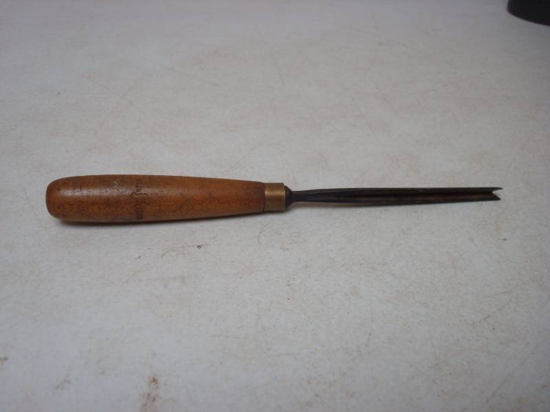 lot 48 image: Vintage Buck Bros. Fluted Chisel. ...