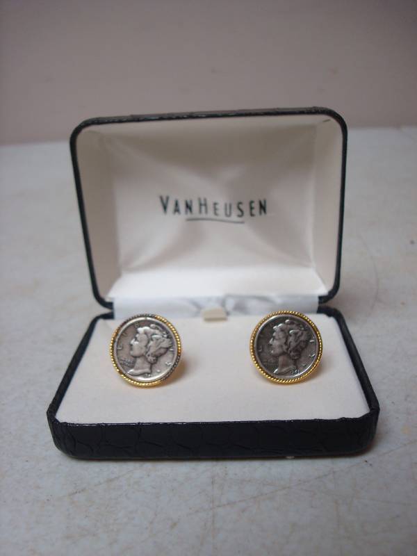 lot 51 image: Silver Mercury Dime Cufflinks. ...