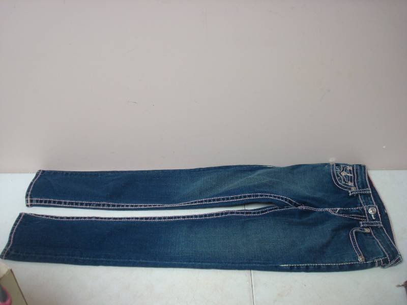 lot 122 image: Pair Of True&nbspReligion Jeans, Missing Siz...