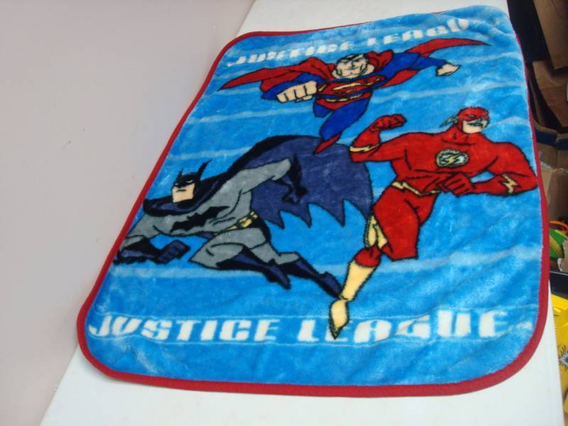 lot 124 image: Superman, Batman, Blanket, Used...