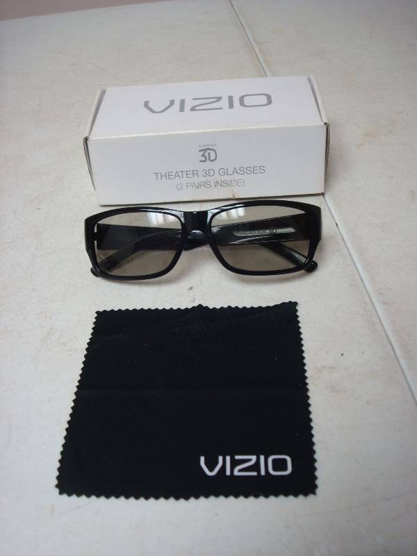 lot 202 image: Pair Of&nbspVizio 3D Glasses...