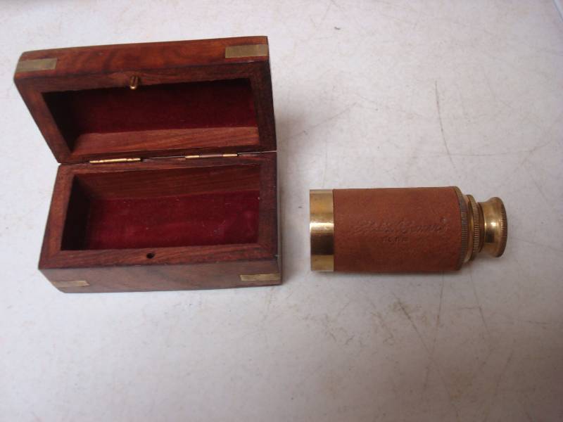 lot 205 image: Eddie Bauer Telescope, Loose Lens...