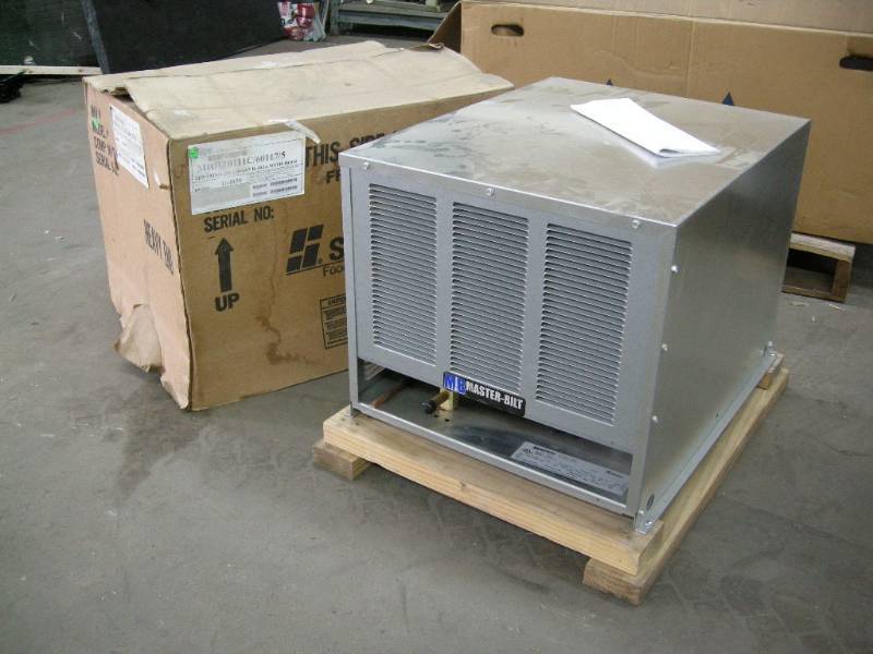 lot 1 image: Standex Master-Bilt Condensing Unit