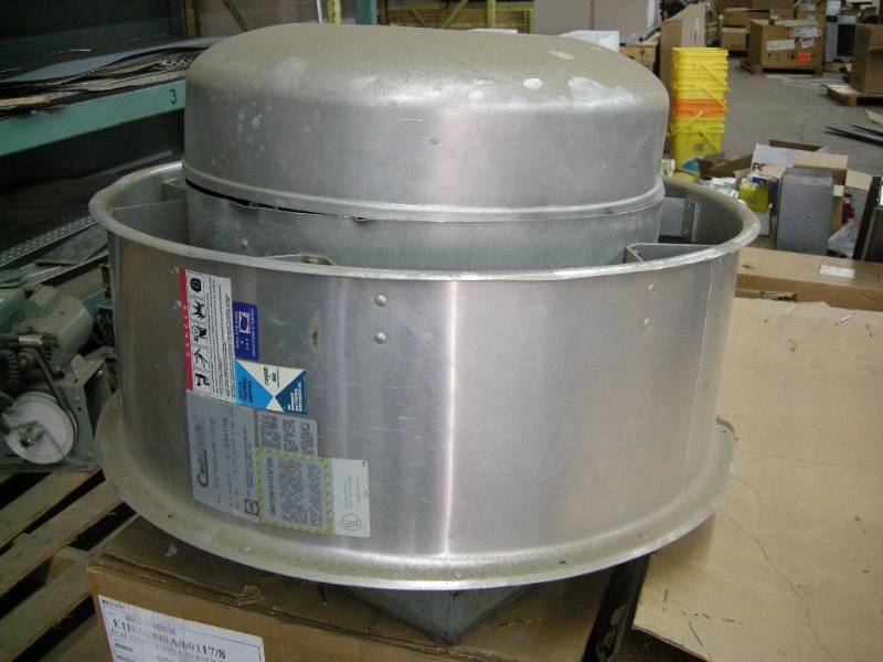 lot 3 image: Centri-Master Rooftop Exhaust