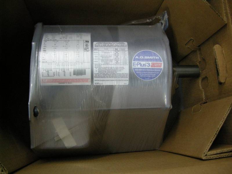 lot 22 image: Century E-Plus 3 AC Motor Like New