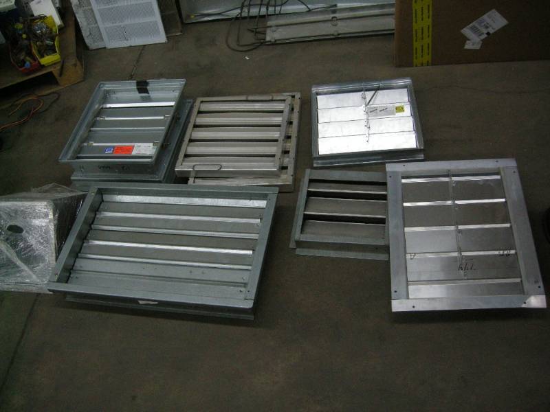 lot 75 image: Misc Exhaust Louvers