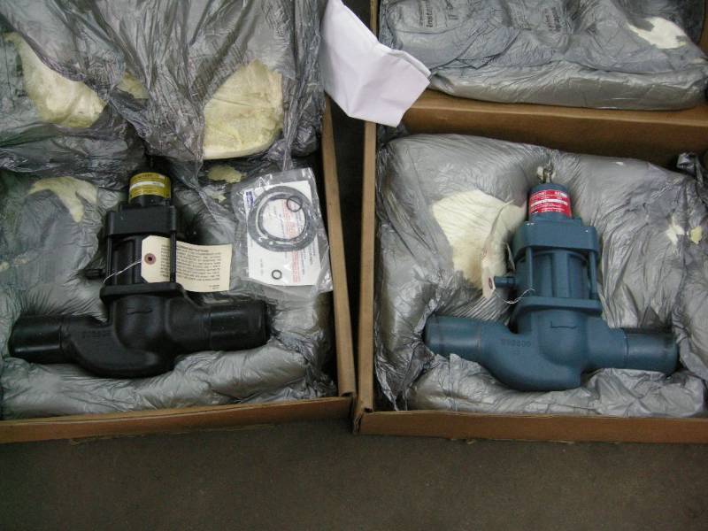 lot 88 image: 2 Parker Flo-Con Inlet Pressure Regulators