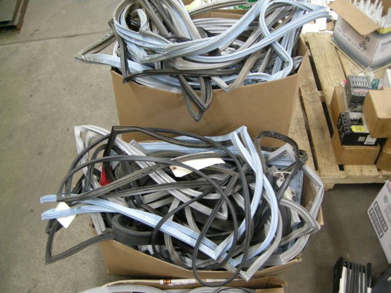 lot 105 image: Misc Drawer and Door Gaskets