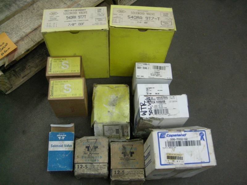 lot 109 image: Misc Solenoid Valves