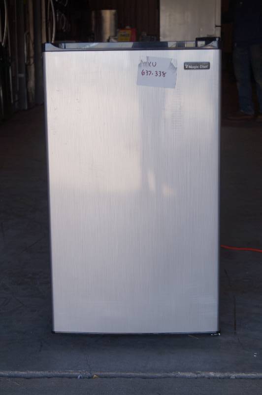 Magic Chef Mini Refrigerator in Stainless Look