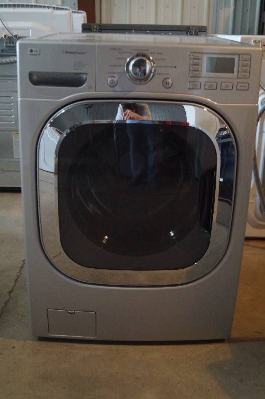LG High-Efficiency Steam Front-Loading Washer - White