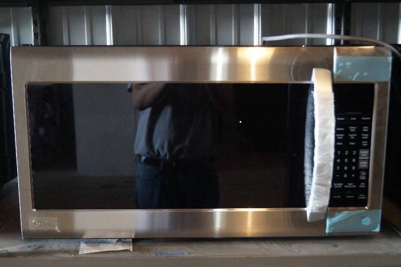 Over the Range Microwave in Stainless Steel