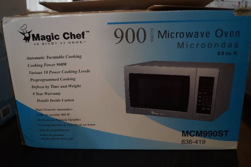 Countertop Microwave in Stainless Steel
