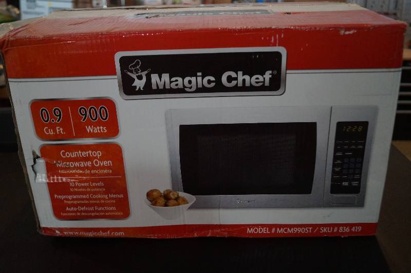 Countertop Microwave in Stainless Steel