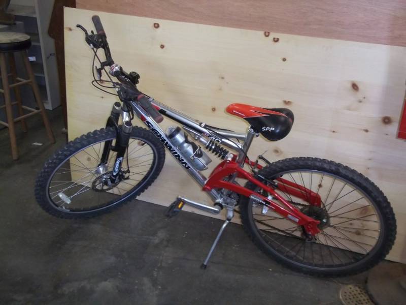 Schwinn 7 Speed Mountain Bike
