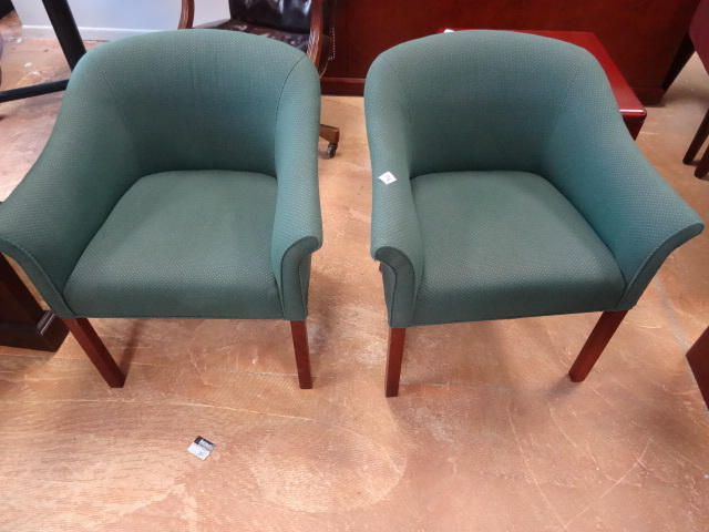 2 Matching Cushioned Side Chairs