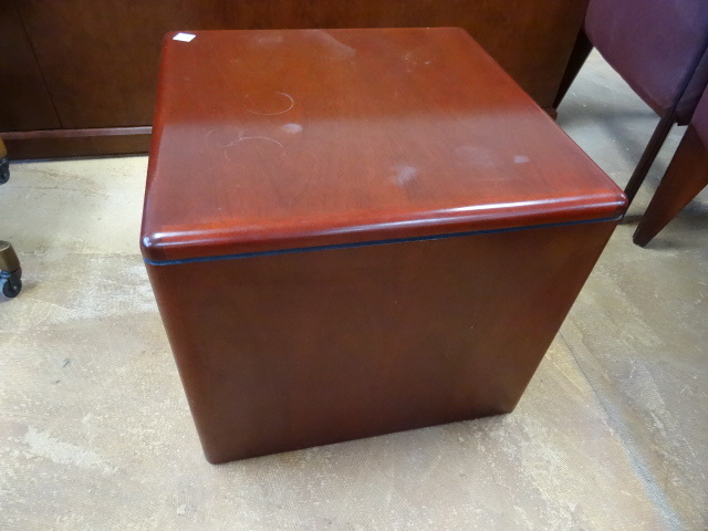 Wood Waiting Room Table 24 X 24 X 21