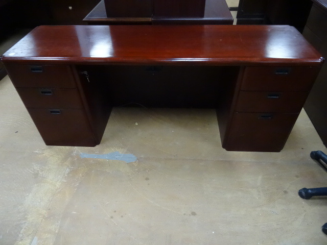 Office Desk 6 Drawer 72 X 21 X 29