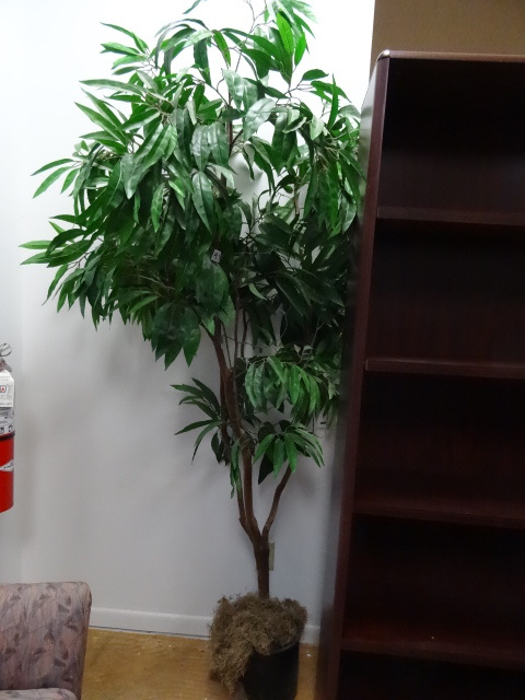 84 Artificial Tree