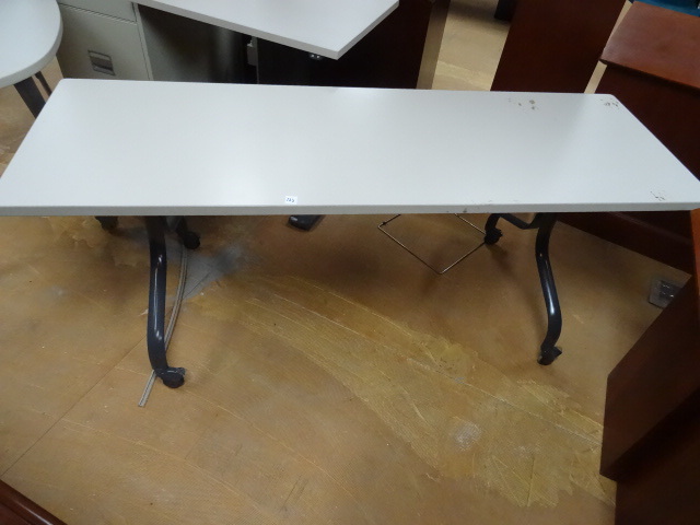 72 X 24 X 29 Table on Wheels