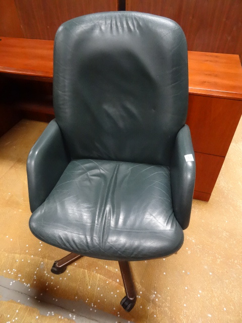 Office Chair On Wheels