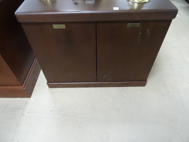 2 Door Wood Cabinet 1 Shelf