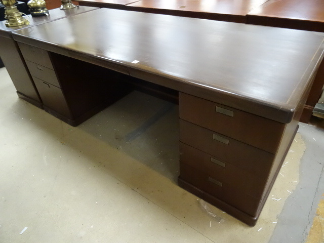 7 Drawer Office Desk