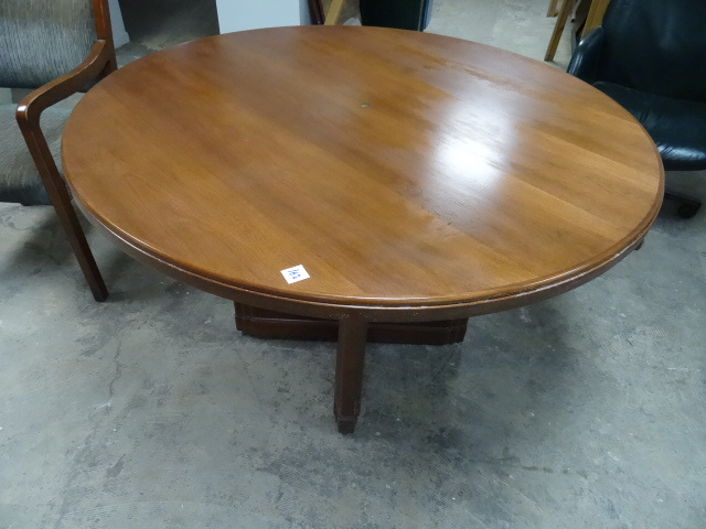 48 Round Wood Table