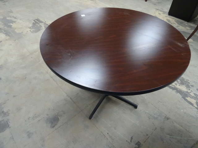 42 Round Table with Metal Base