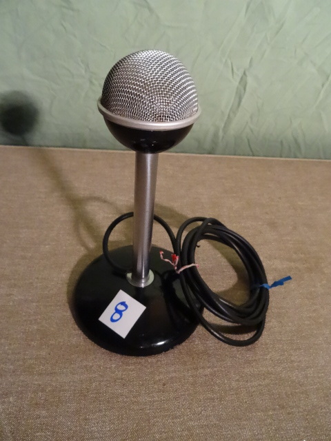 lot 8 image: Brush Acoustical Crystal Microphone
