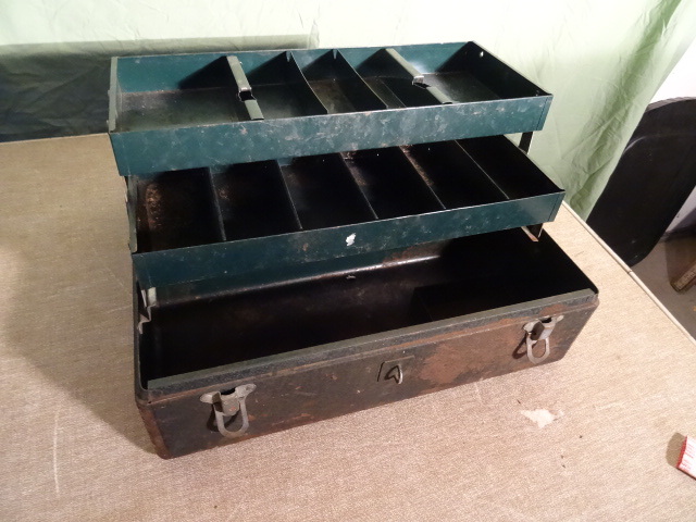 lot 32 image: Vintage Metal Tackle Box