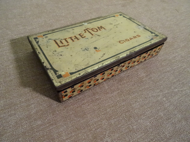 lot 44 image: Little Tom Metal Cigar Box
