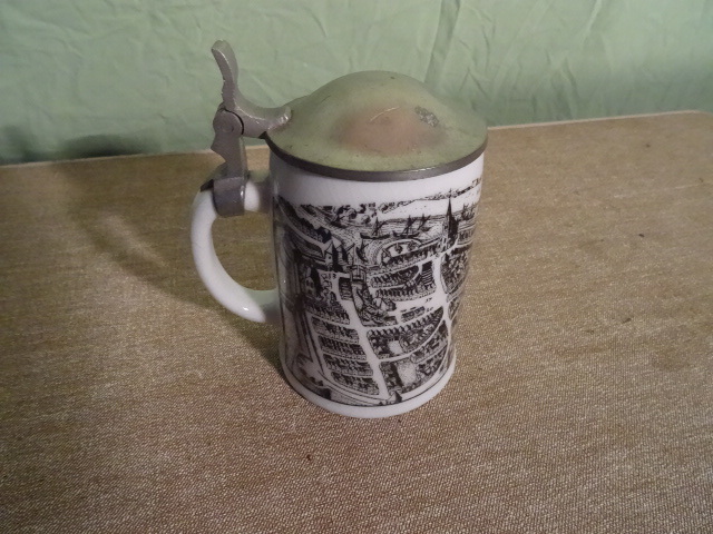 lot 75 image: Altenkunstadt Beer Stein Germany