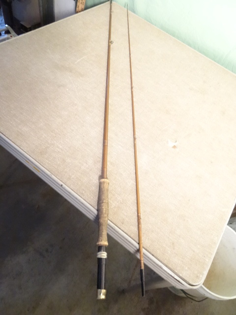 lot 81 image: Vintage Admiral 8 Fly Rod