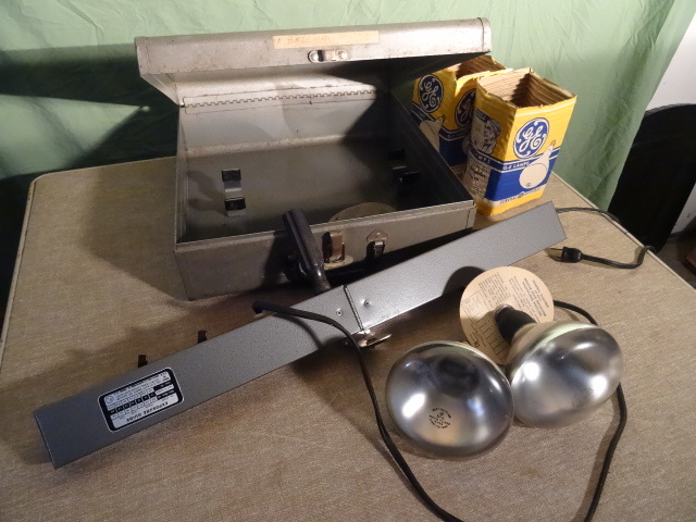 lot 87 image: Acme Lite Portable Lights for Cameras.