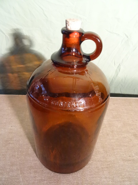 lot 89 image: Vintage Glass Hilex Jug