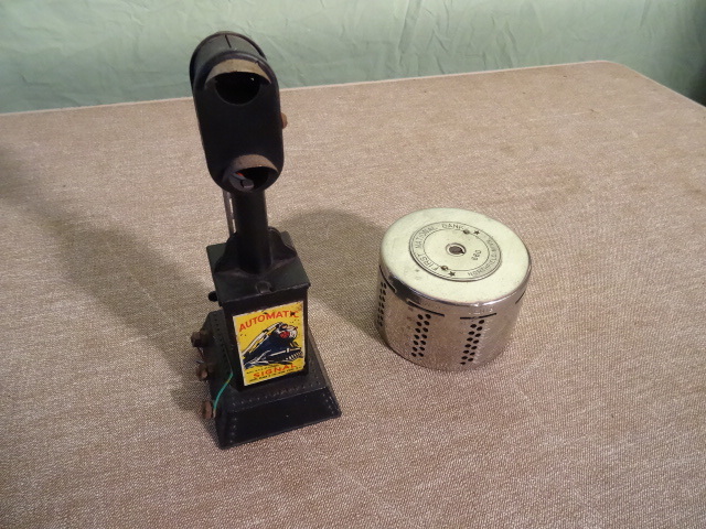 lot 92 image: First National Bank Coin Sorter.