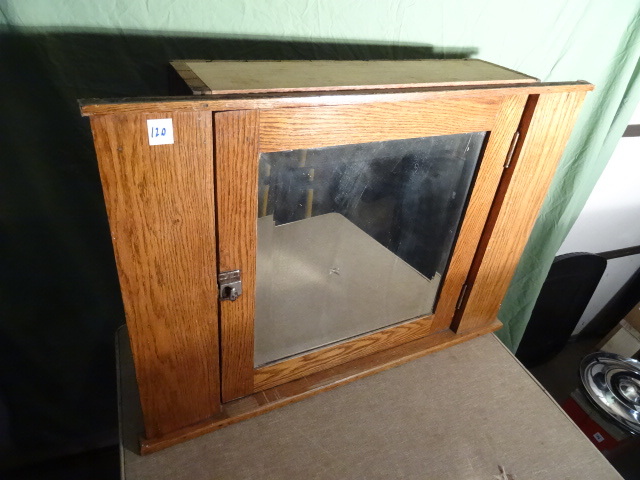 lot 120 image: Vintage in Wall Oak Wood Cabinet