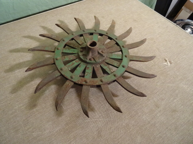 lot 121 image: Rotary Cultivator Wheel 18