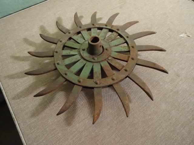 lot 122 image: Rotary Cultivator Wheel 18