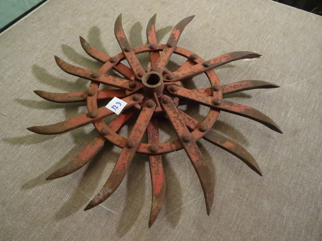 lot 123 image: Rotary Cultivator Wheel 18